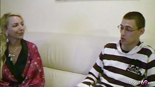 Mother caught Aunt Jenny Sex Step Son and Join 3some German